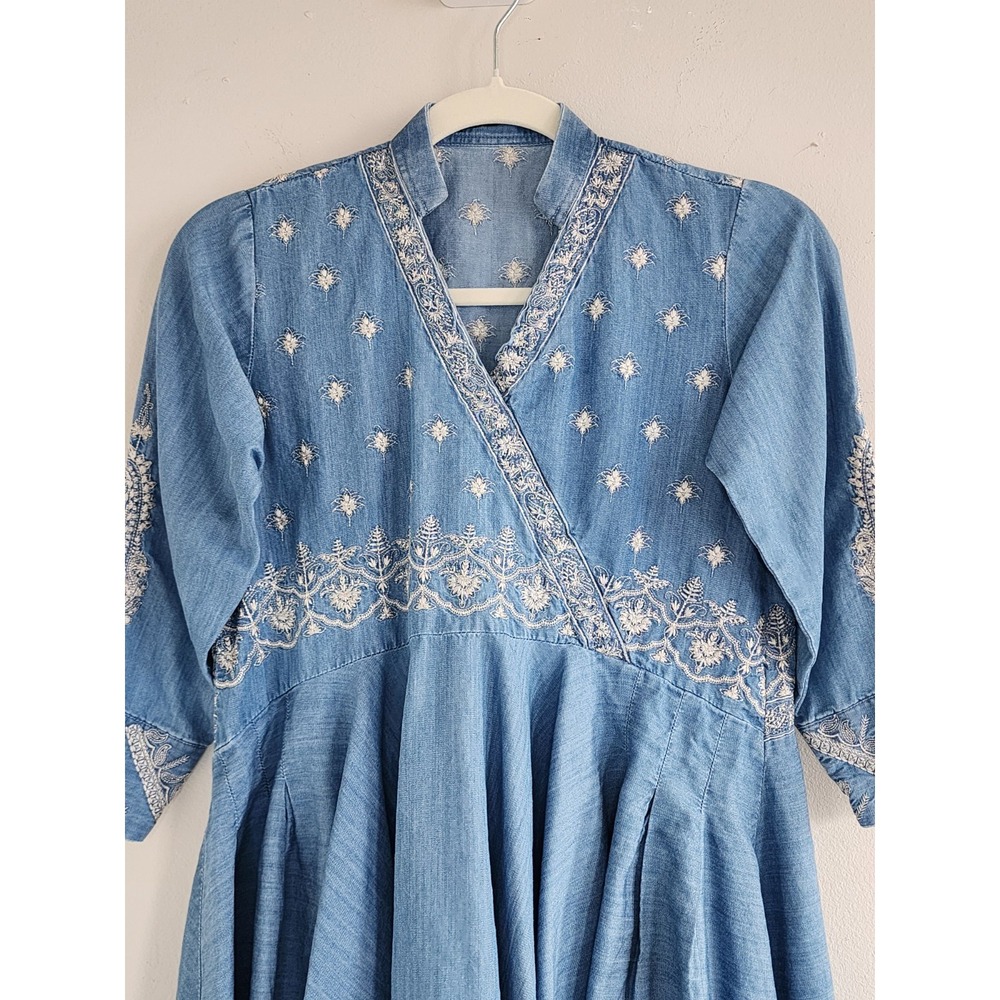 Womens Embroidery Chambray Peplum Top Size 6 Boho Feminine Festival Casual Chic